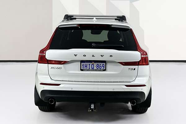 2021 Volvo XC60 T5 MOMENTUM (AWD) 246 MY21