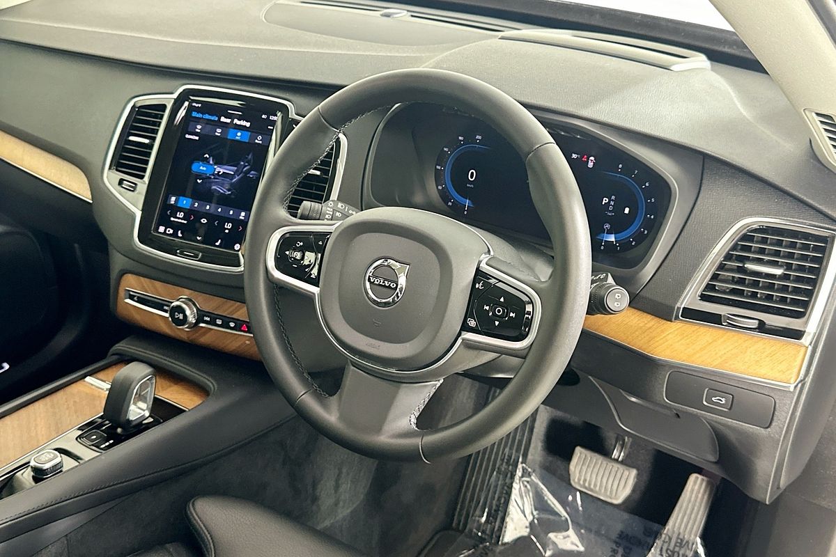 2022 Volvo XC90 PLUS B5 MHEV 256 MY23