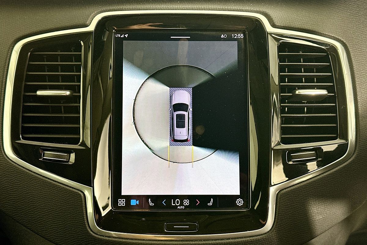 2022 Volvo XC90 PLUS B5 MHEV 256 MY23