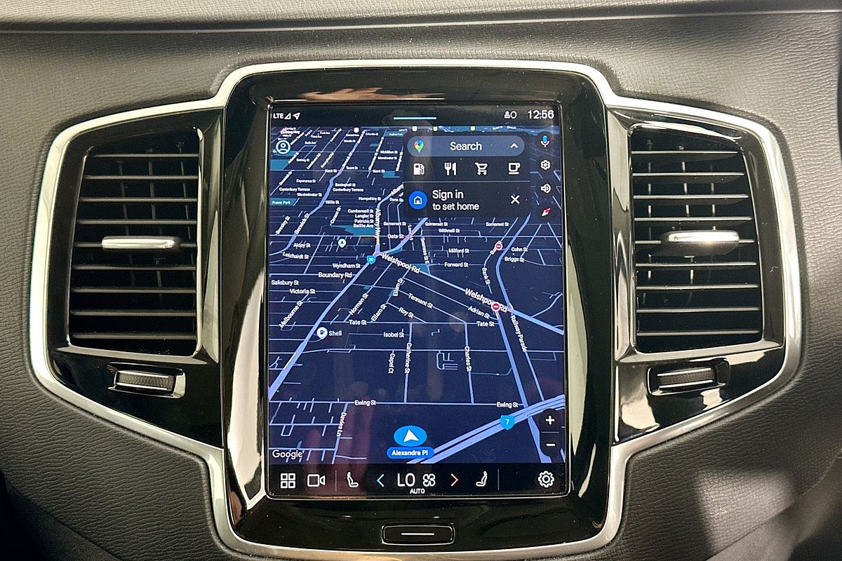 2022 Volvo XC90 PLUS B5 MHEV 256 MY23