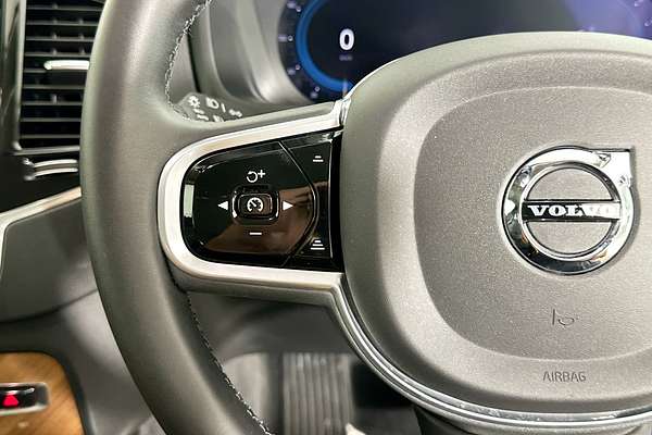 2022 Volvo XC90 PLUS B5 MHEV 256 MY23