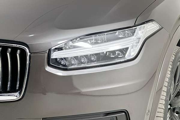 2022 Volvo XC90 PLUS B5 MHEV 256 MY23