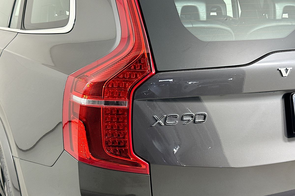 2022 Volvo XC90 PLUS B5 MHEV 256 MY23