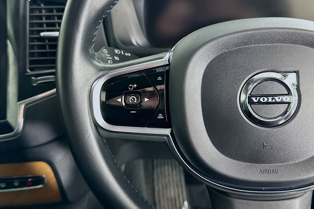 2021 Volvo XC90 T6 INSCRIPTION (AWD) 256 MY21