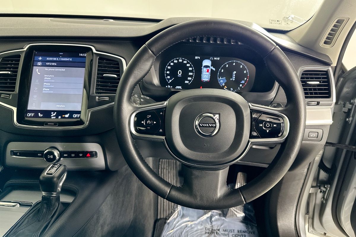 2016 Volvo XC90 T6 2.0 MOMENTUM 256 MY16