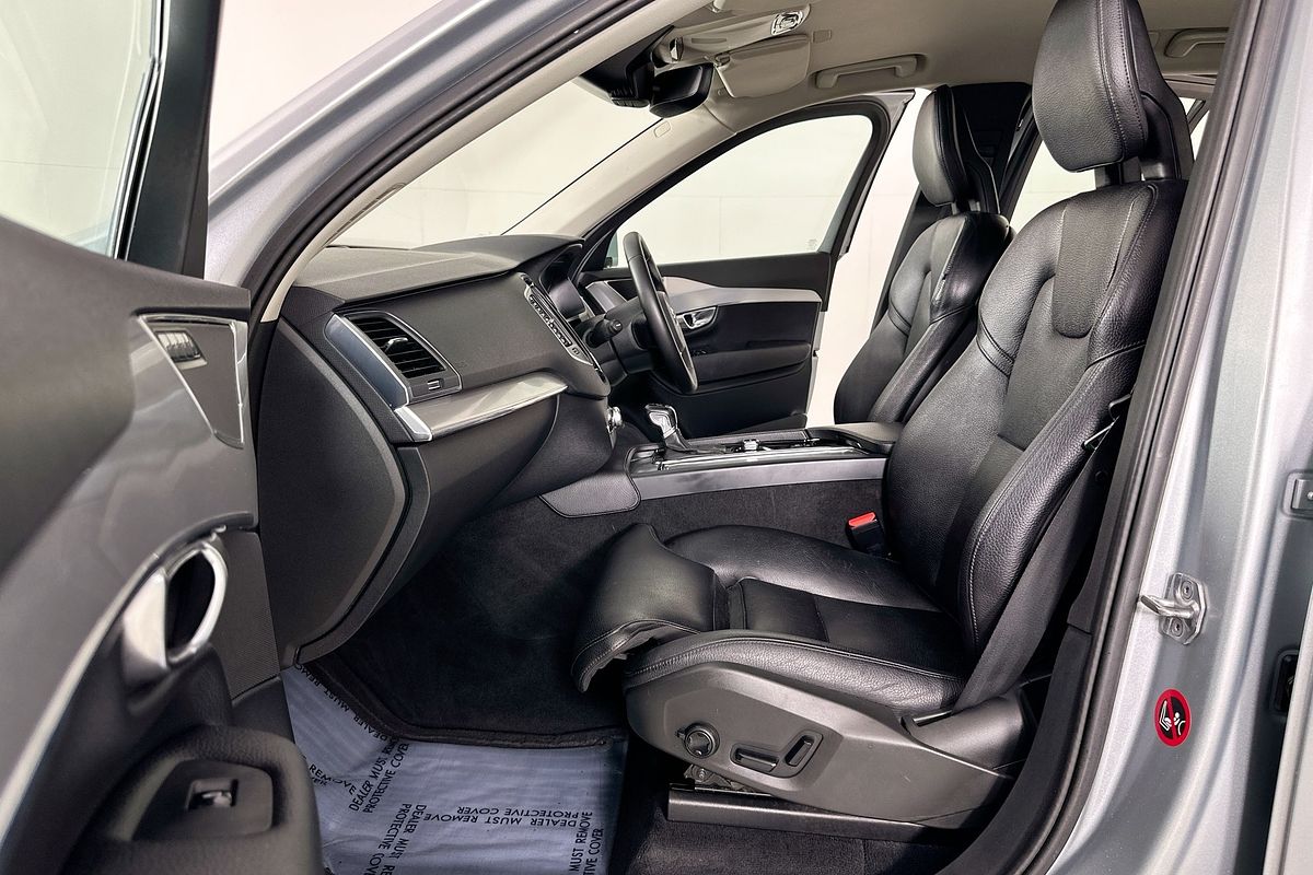 2016 Volvo XC90 T6 2.0 MOMENTUM 256 MY16