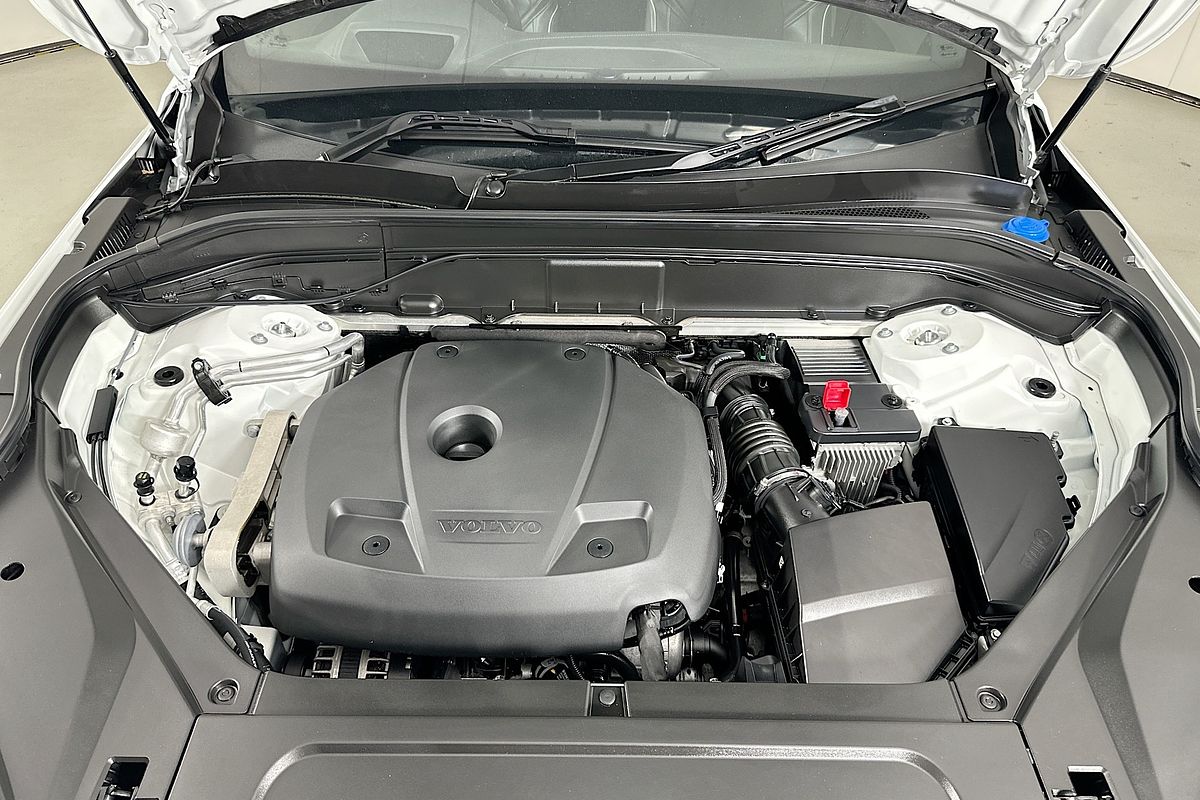 2021 Volvo XC90 T6 R-DESIGN (AWD) 256 MY21