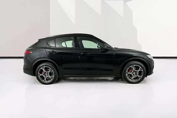 2018 Alfa Romeo STELVIO FIRST EDITION 949 MY18