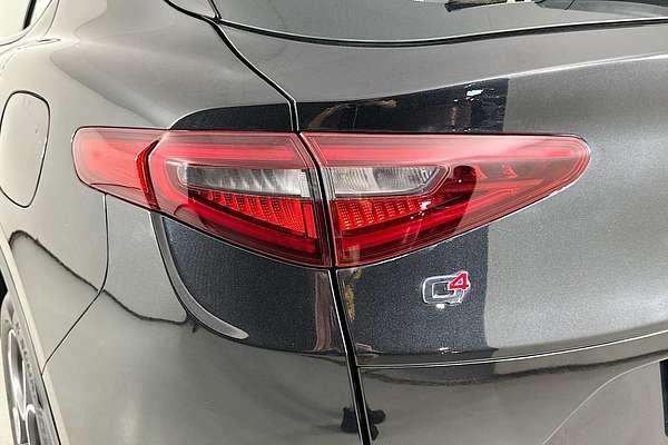 2018 Alfa Romeo STELVIO FIRST EDITION 949 MY18