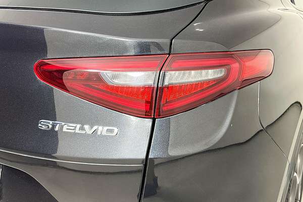 2018 Alfa Romeo STELVIO FIRST EDITION 949 MY18