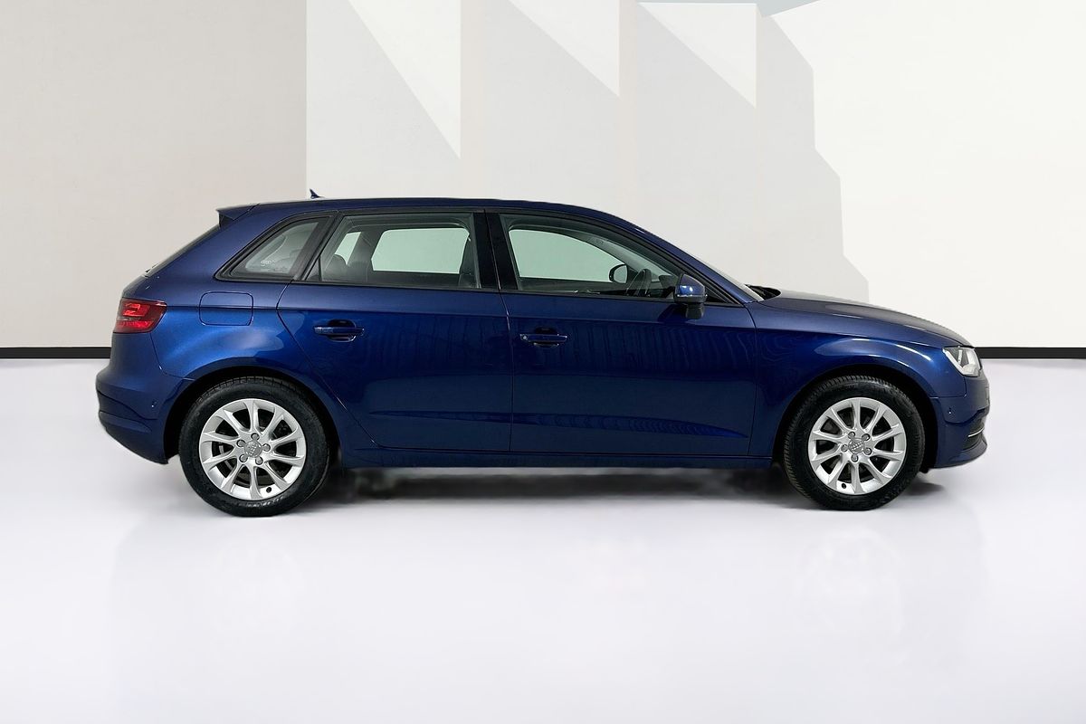 2016 Audi A3 Attraction 8V