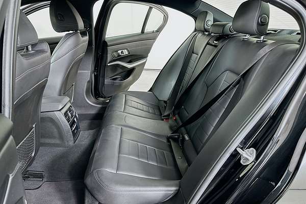2021 BMW 3 30i M SPORT G20