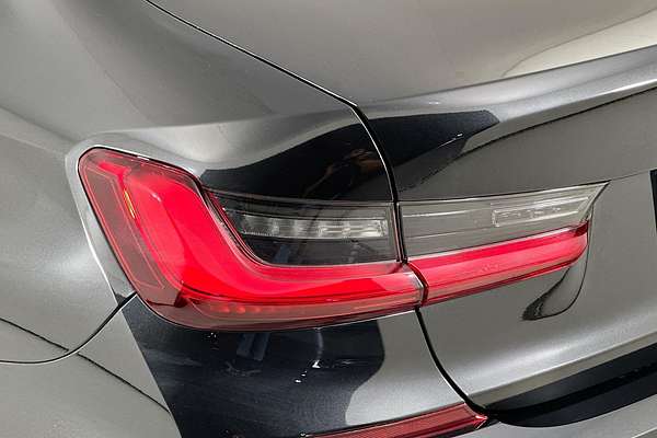 2021 BMW 3 30i M SPORT G20