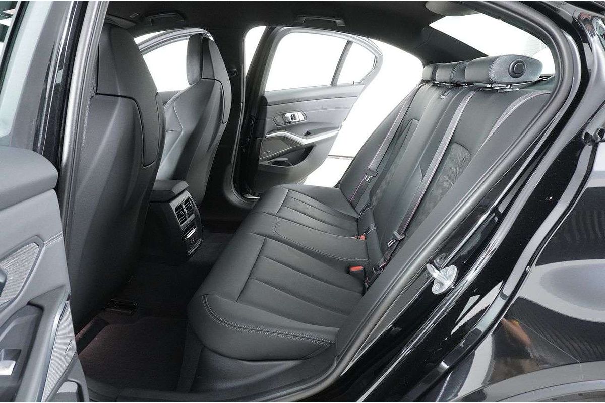 2025 BMW M3  G80 LCI