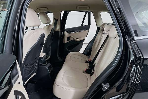2021 BMW X1 sDRIVE 18i F48