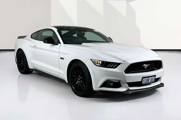 2017 Ford MUSTANG FASTBACK GT 5.0 V8 FM MY17