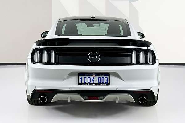 2017 Ford MUSTANG FASTBACK GT 5.0 V8 FM MY17