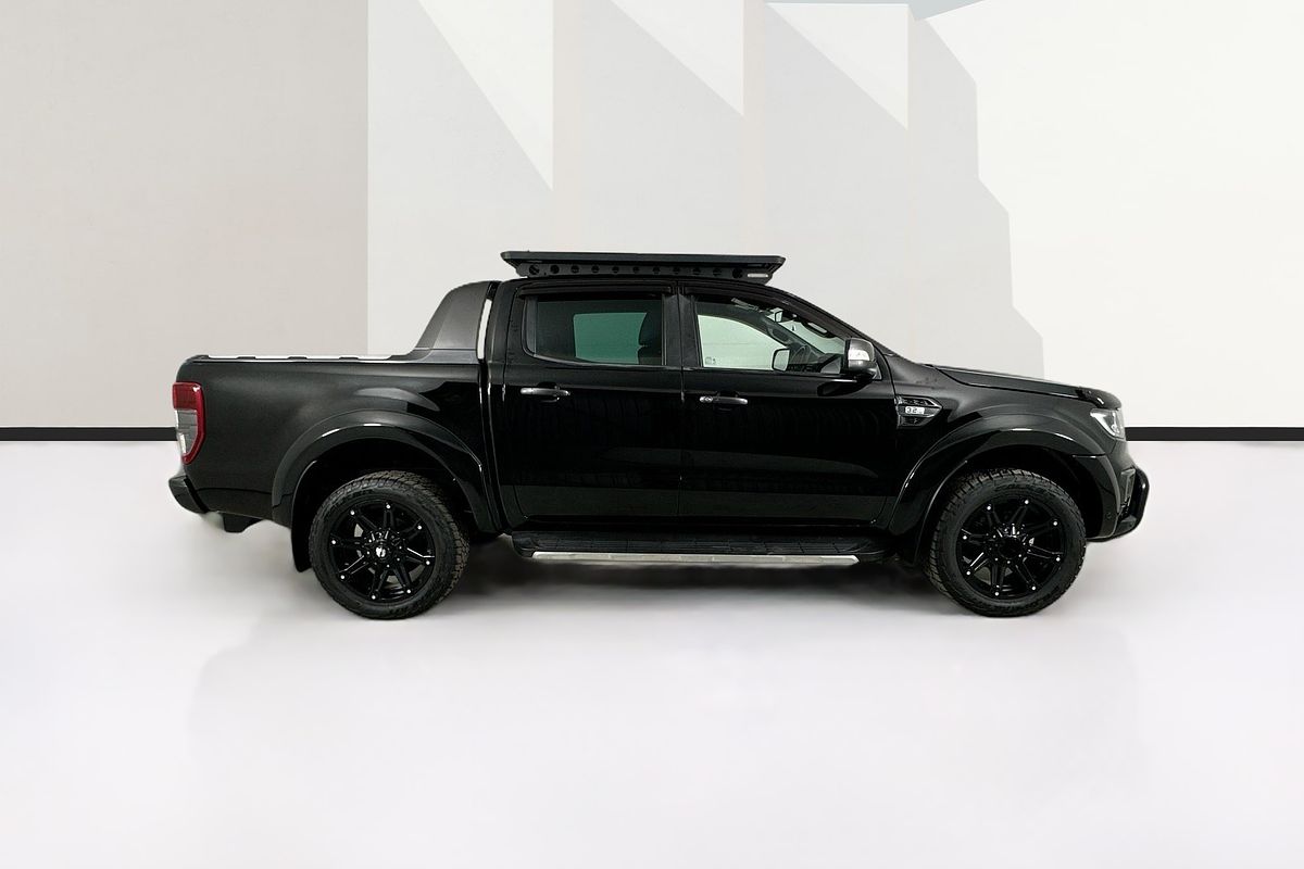 Vehicle photo 9