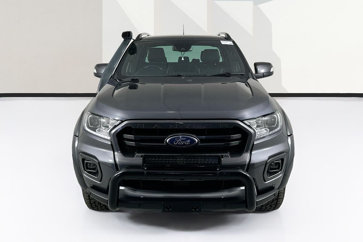 Vehicle photo 2
