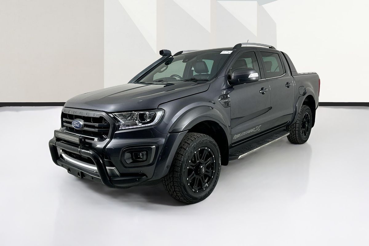 Vehicle photo 4