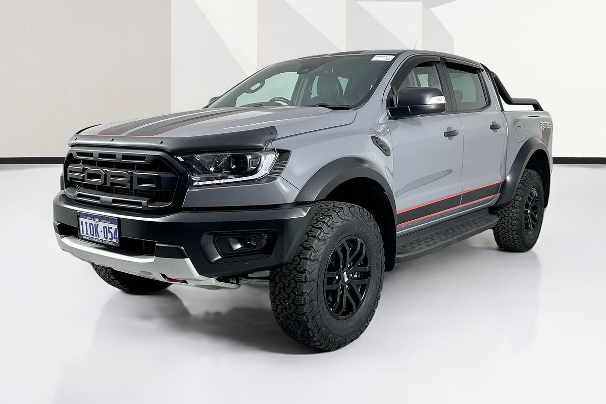 Vehicle photo 4