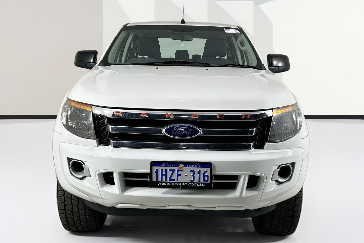 Vehicle photo 2