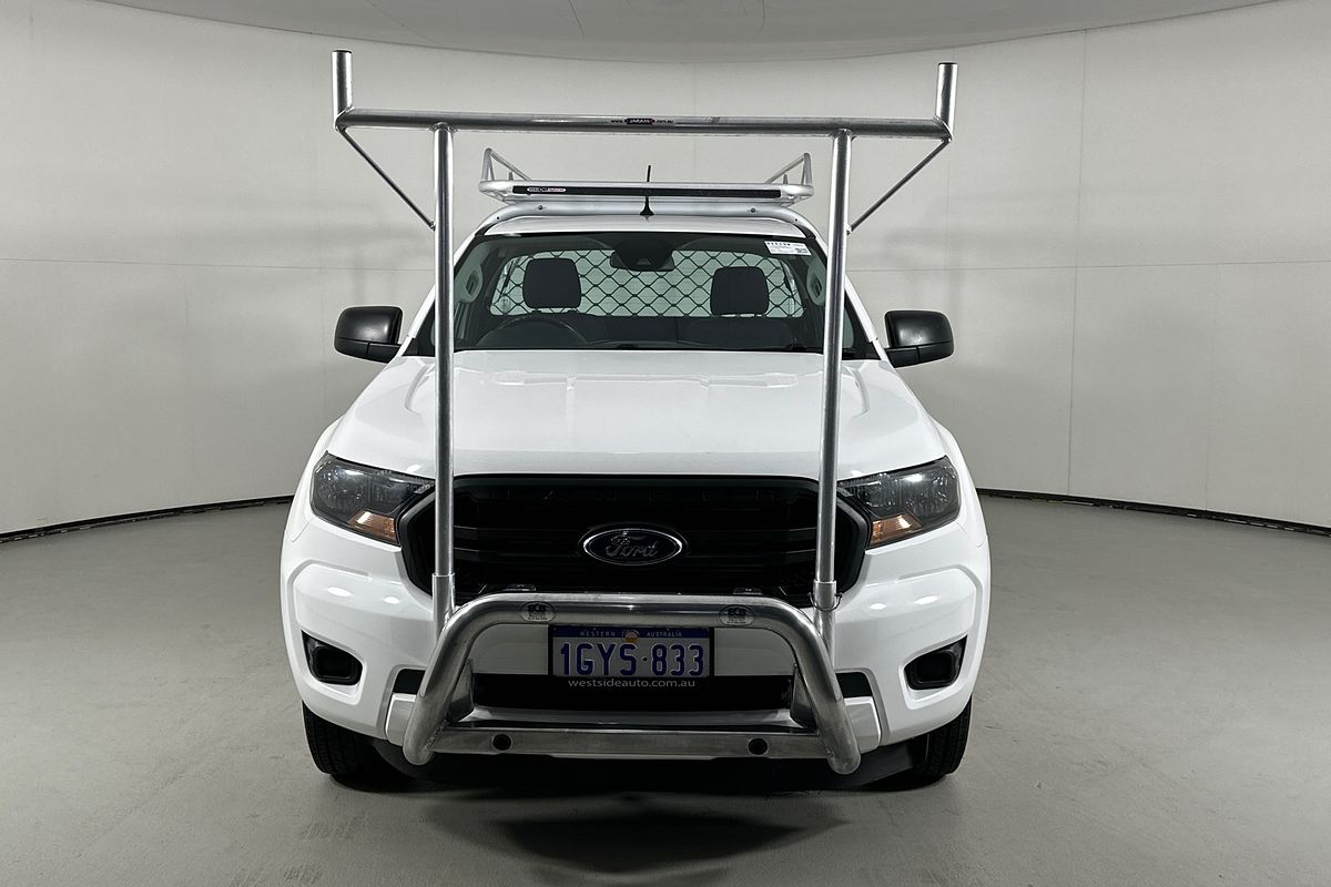 Vehicle photo 2