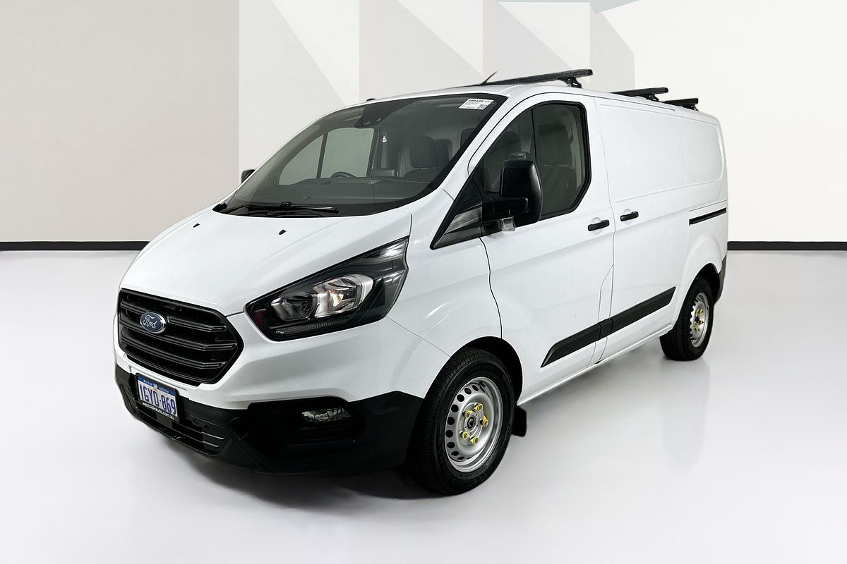 Vehicle photo 4
