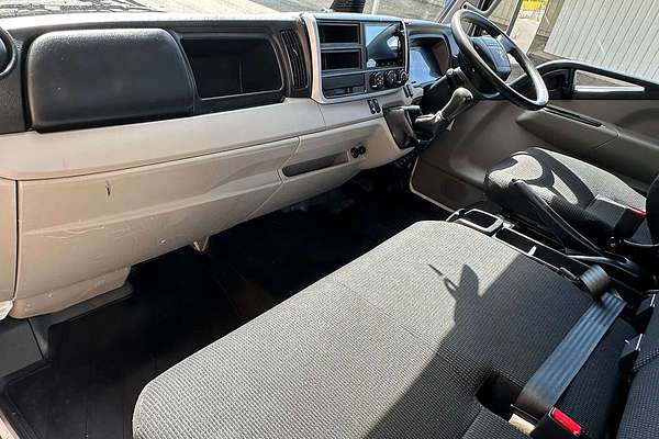 2023 Fuso Canter 515 4x2 SWB