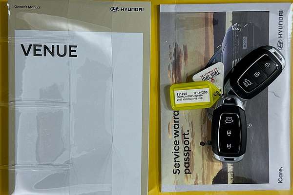 2023 Hyundai VENUE ELITE (BLACK) SUNROOF QX.V5 MY23