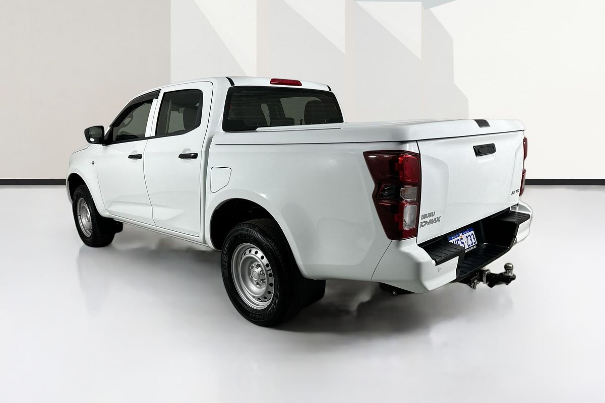 Vehicle photo 6