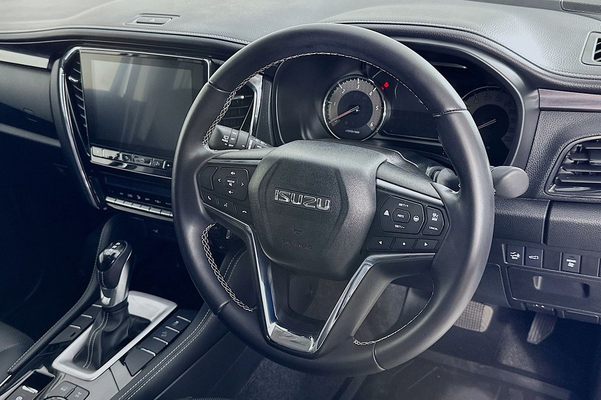 2024 Isuzu MU-X LS-T