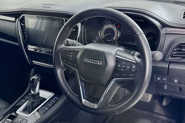 2024 Isuzu MU-X LS-T