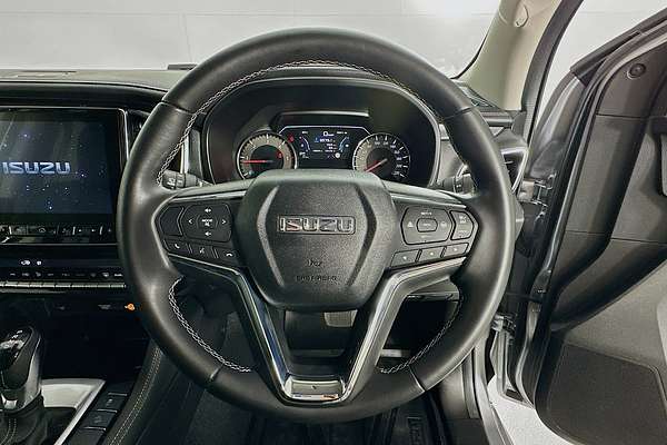2024 Isuzu MU-X LS-T