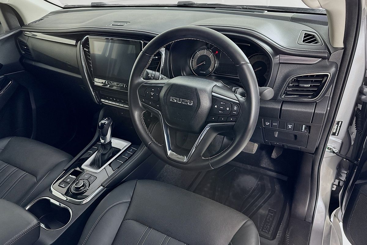 2024 Isuzu MU-X LS-T