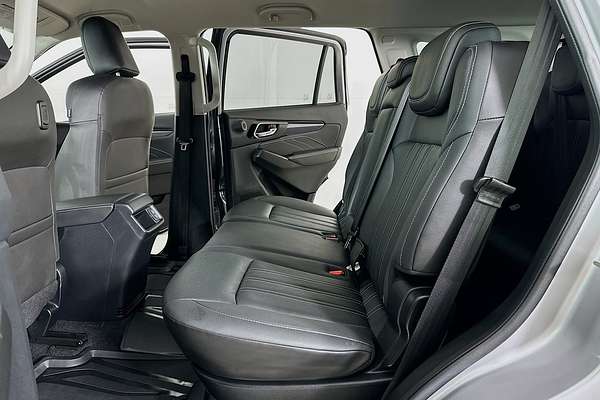 2024 Isuzu MU-X LS-T