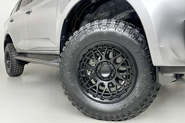 2024 Isuzu MU-X LS-T