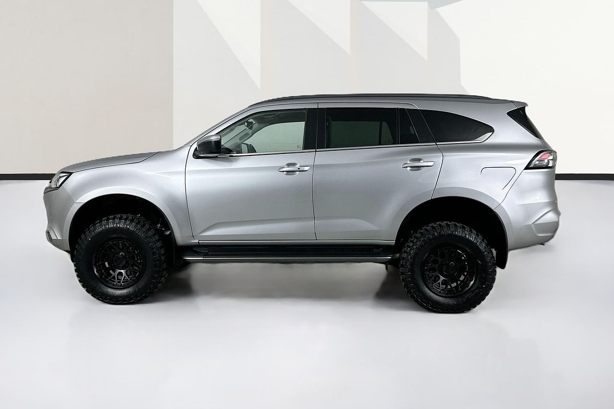 2024 Isuzu MU-X LS-T