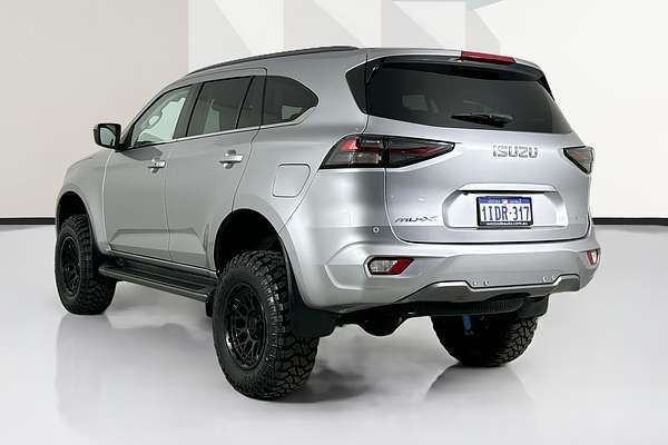 2024 Isuzu MU-X LS-T