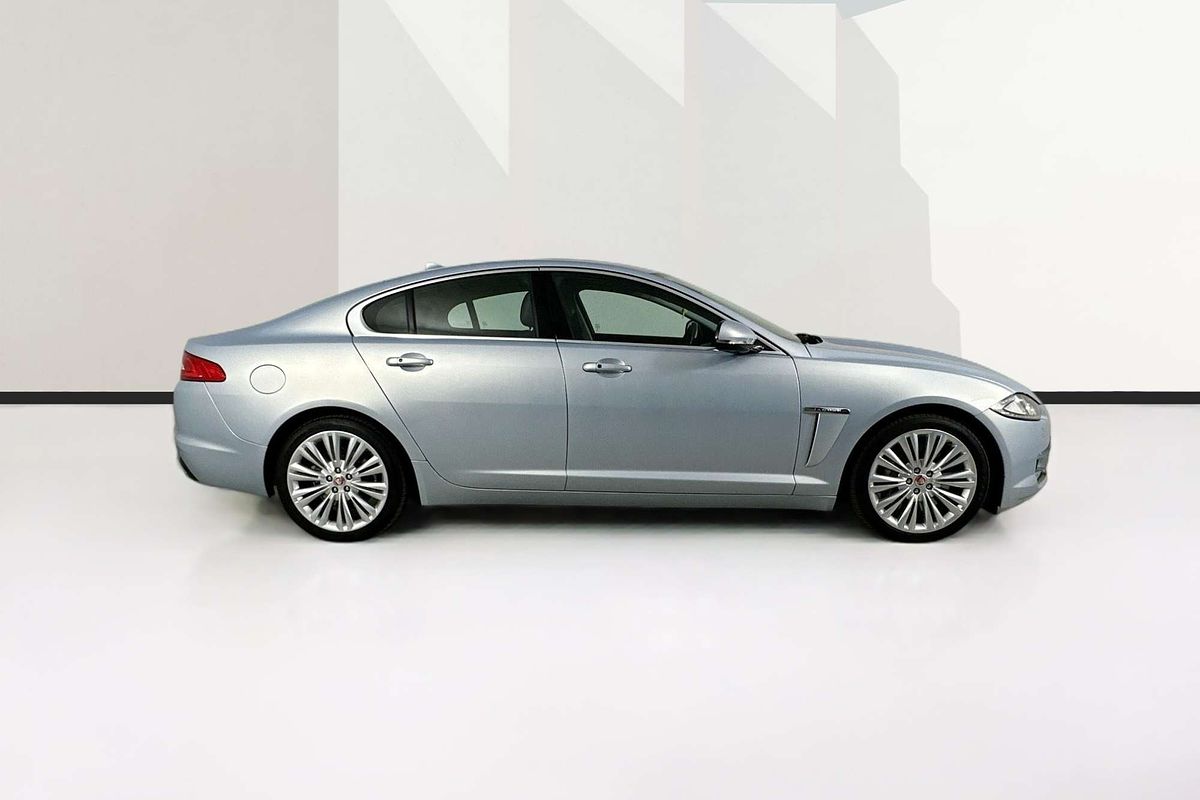 2014 Jaguar XF 3.0D S MY13
