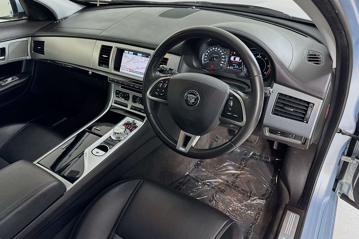 2014 Jaguar XF 3.0D S MY13