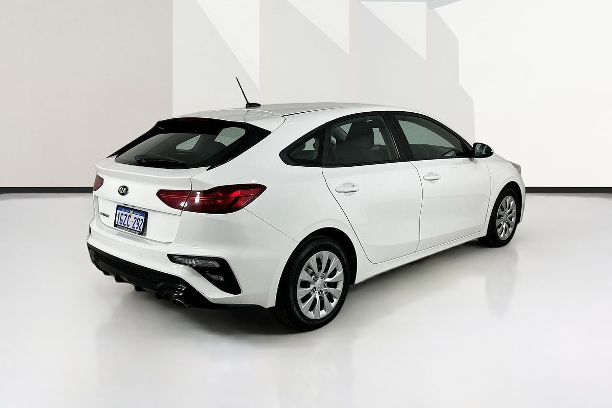 Vehicle photo 9