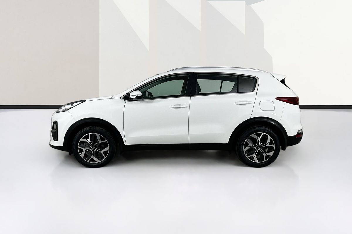 Vehicle photo 5
