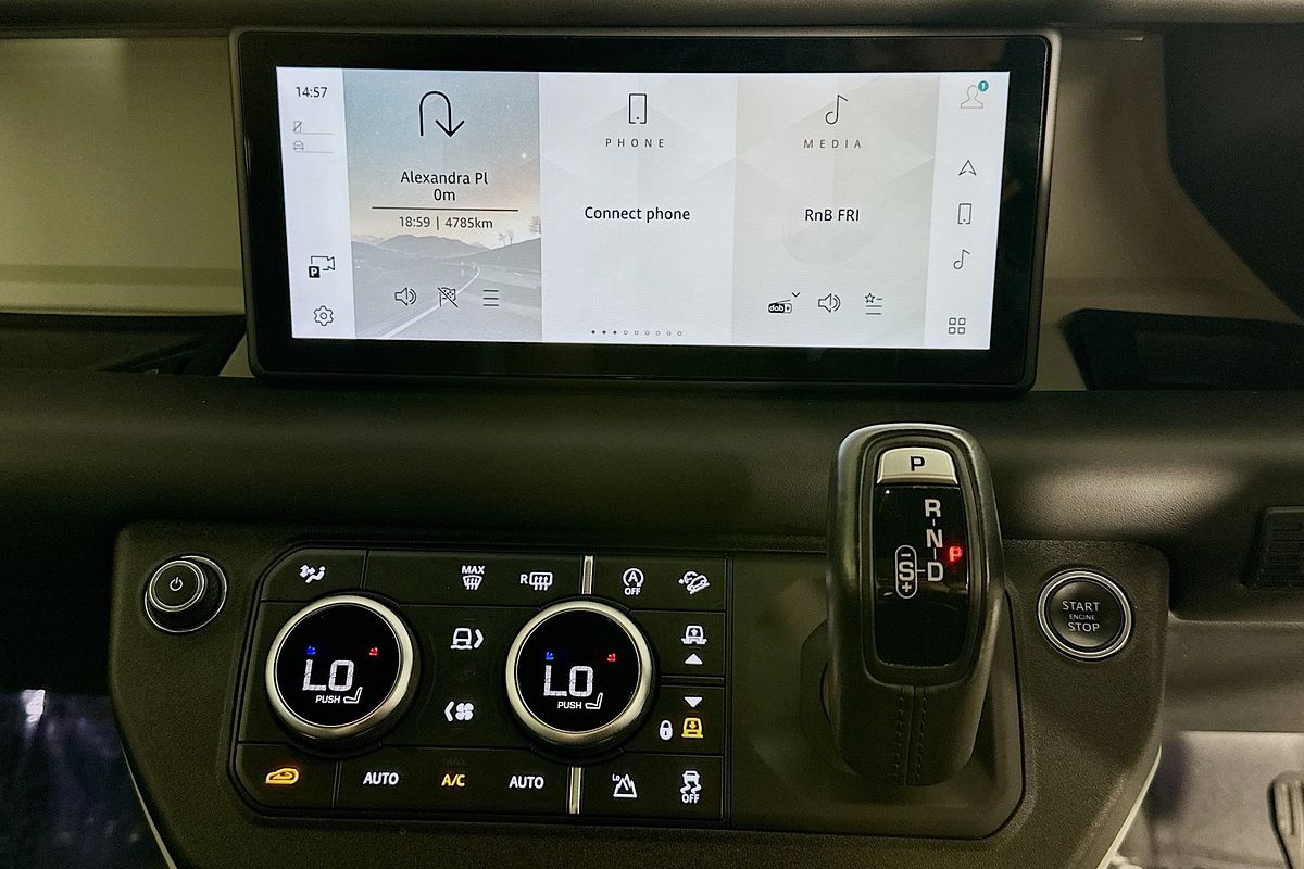 2021 Land Rover Defender 110 P300 L663