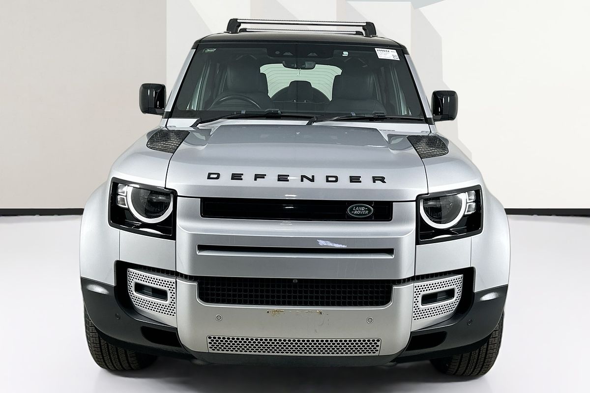 Vehicle photo 2