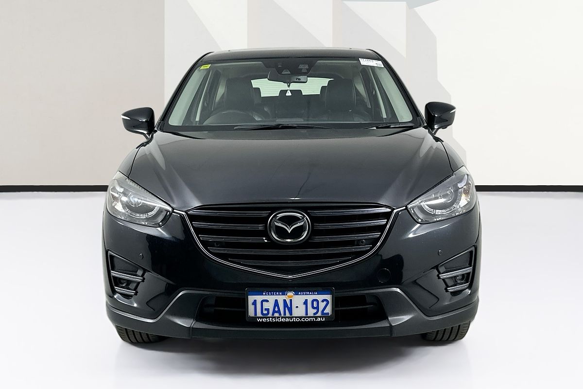 Vehicle photo 2