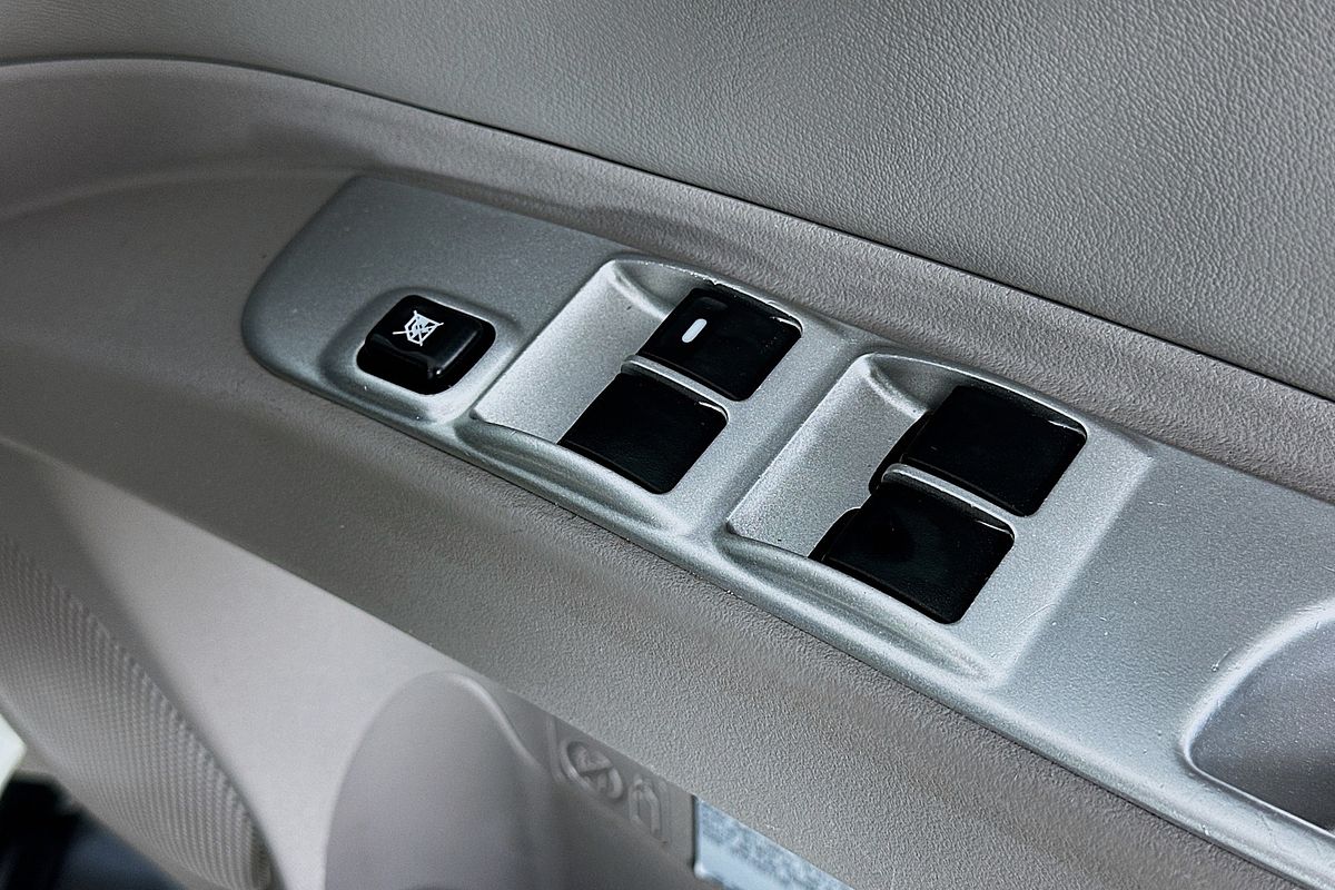 2015 Mitsubishi Challenger LS PC