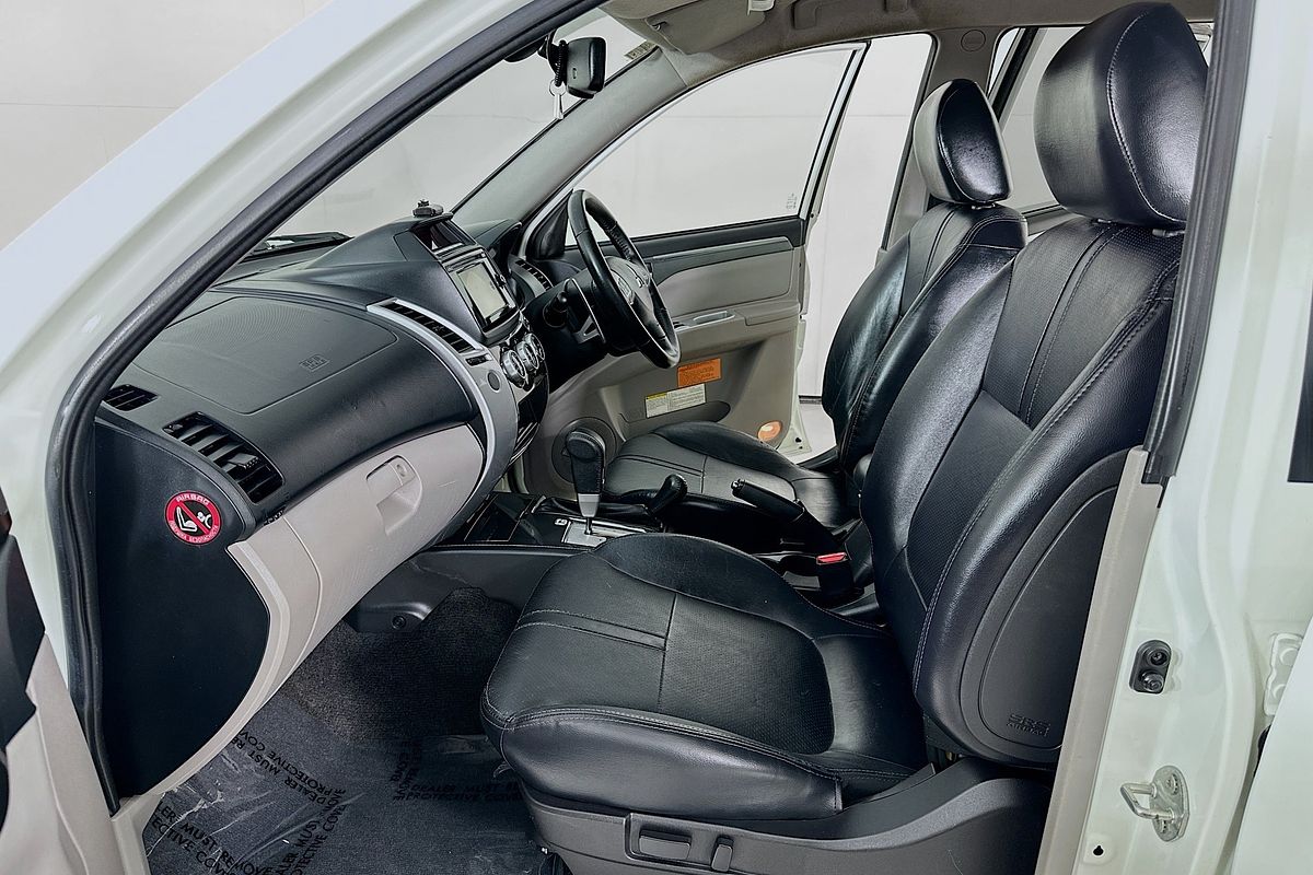 2015 Mitsubishi Challenger LS PC