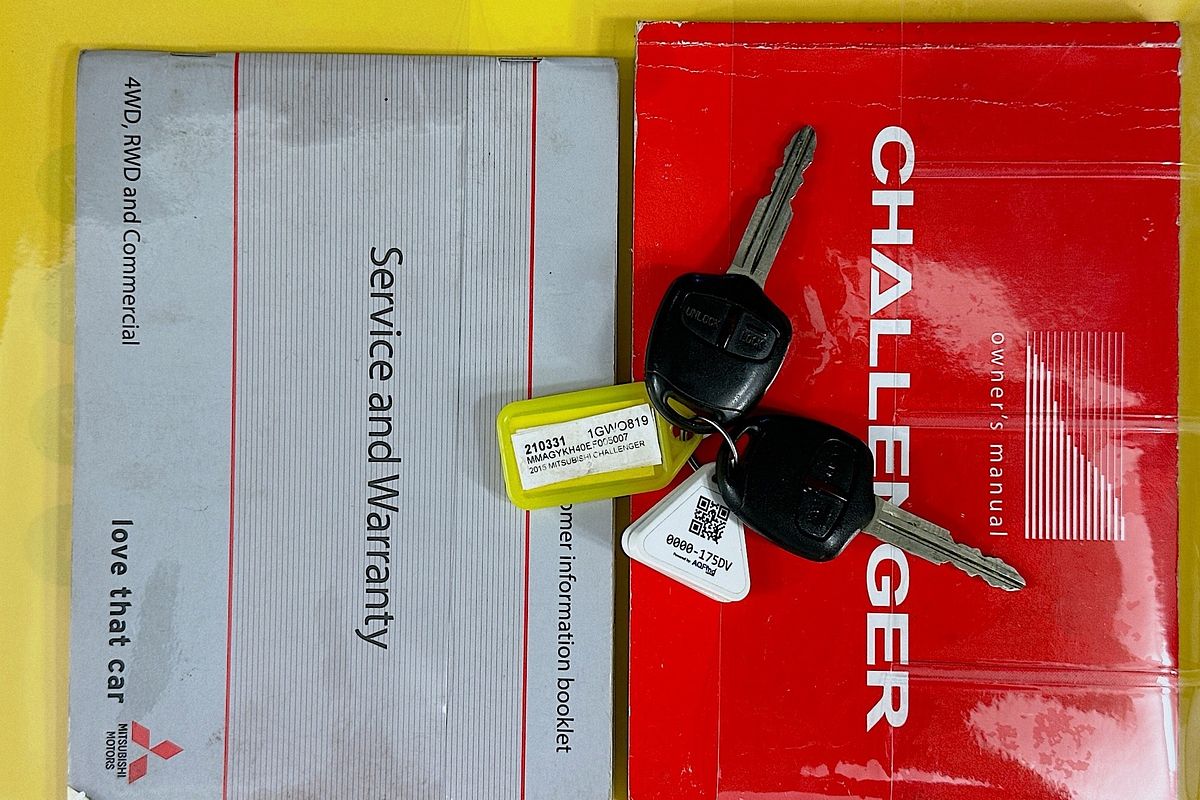 2015 Mitsubishi Challenger LS PC