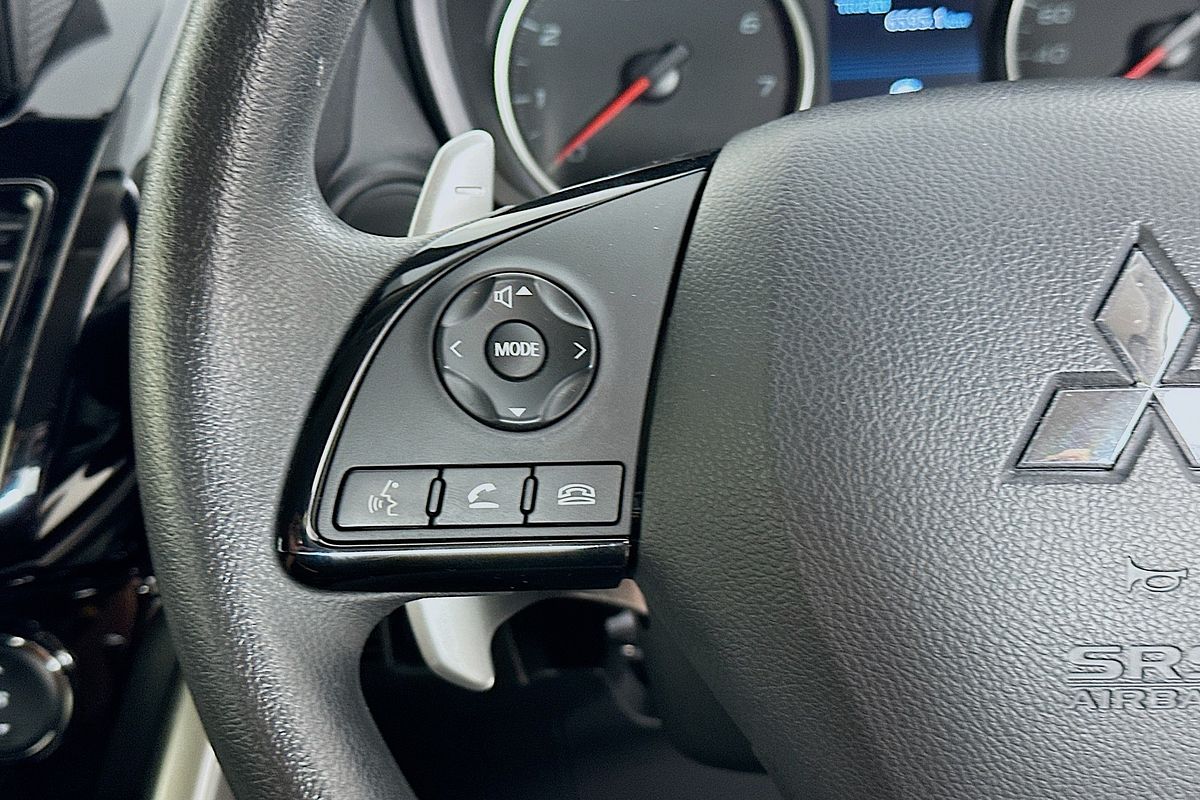 2024 Mitsubishi Eclipse Cross ES YB